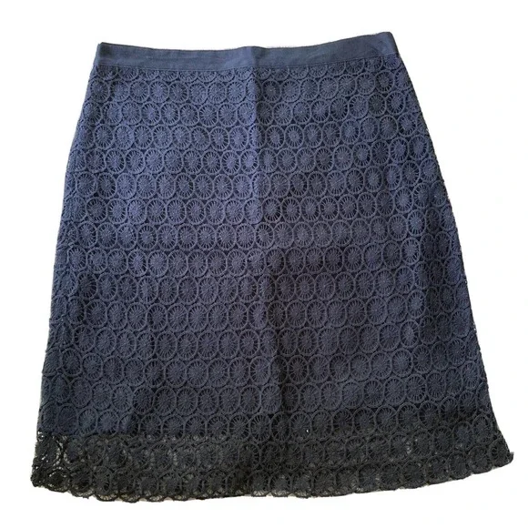 Ann Taylor Loft Sz 6 Womens Navy Blue Crochet Eyelet Skirt Knee Length Lined - Picture 1 of 11